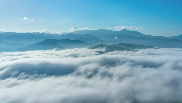 Timelapse of beautiful fog rolling over mountain in Gunung Silipat viewpoint, Ai yerweng, Yala, Thailand
