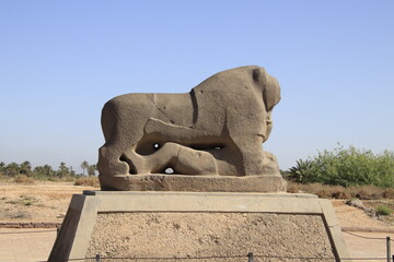 Fototapeta na wymiar Lion of Babylon in Iraq 2600 years ago with blue sky