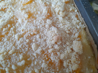 Kuchen mit Früchten und Streusel