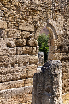 Remains of Temple of Apollo at Piazza Pancali, Syracuse, Sicily, Italy