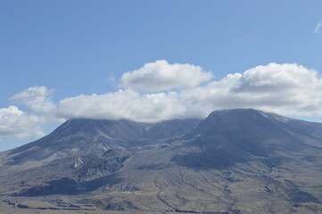 Crater's Edge: Mt. St. Helens