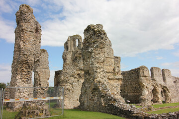 Fototapeta na wymiar ruins of monastic site in england