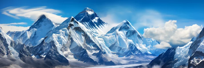 Papier Peint photo Everest A Majestic Portrait of the Snow-capped Mount Everest Against the Azure Sky