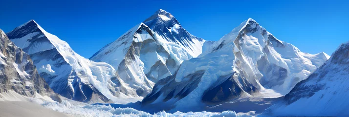 Crédence de cuisine en verre imprimé Himalaya A Majestic Portrait of the Snow-capped Mount Everest Against the Azure Sky