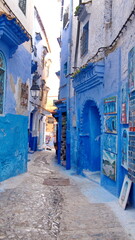 Fototapeta na wymiar Alley in the medina in Chefchaouen, Morocco