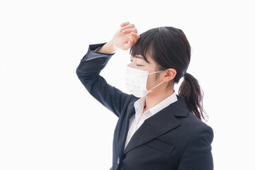 風邪をひいた若い女性
