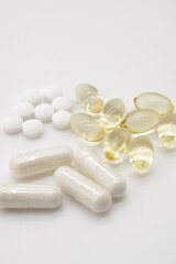 サプリメントや薬のイメージ