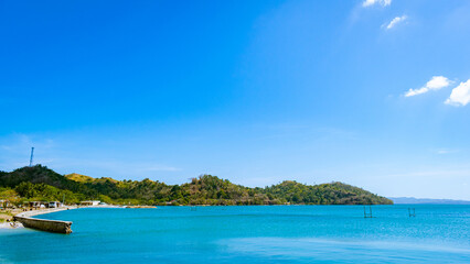 Fototapeta na wymiar Turquoise waters along a tropical island. Romblon, Philippines