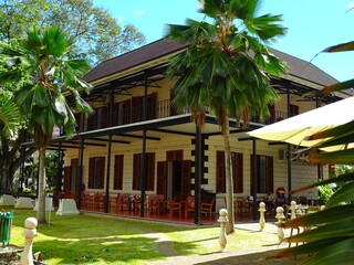 Seychelles, city of Victoria, National History Museum in the old courthouse and the statue of the intendant Pierre Poivre