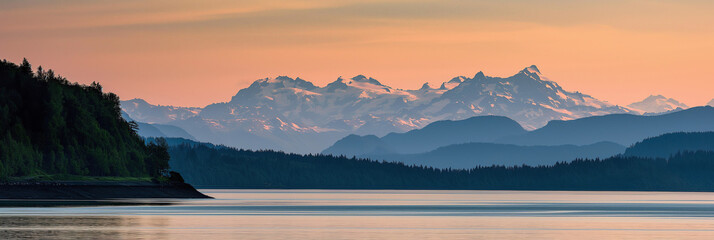 Stunning panoramic photo of the Washington state landscape © Pierre Villecourt