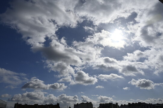 Ciel nuage m&eacute;t&eacute;o beau temps