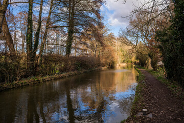 Fototapeta na wymiar stratford canal warwickshire england uk