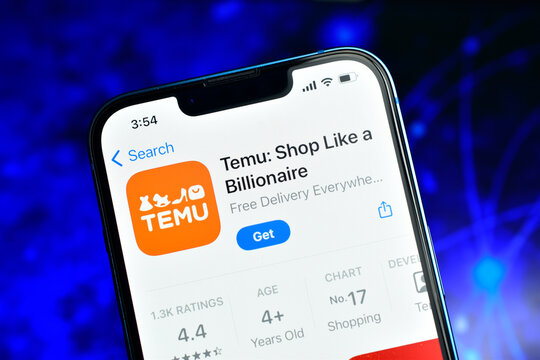 Temu application used to shop clothing and fashion accessories online