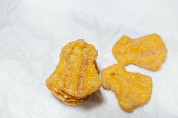 小さなイカ姿フライ