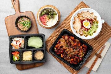 Korean food, tripe, cooking, spicy, makchang, teriyaki, side dishes, cold noodles, bean powder, lettuce, radish, marinade, sauce, pepper