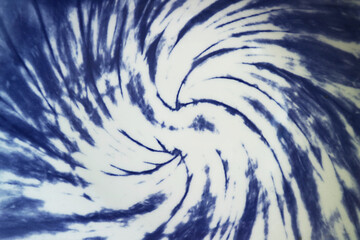 Artistic gradient blue on white vortex pattern of ceramic plate