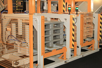 Cargo Pallets Changer System in Distribution Warehouse