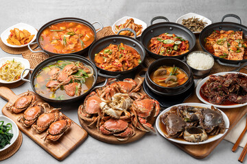 Korean food, red, crab, tempura, marinade, marinade, soy sauce, soup, steamed squid, stir-fried, braised tofu, pork, kimchi, stew, soybean paste, side dish, bean sprouts, anchovies, spinach