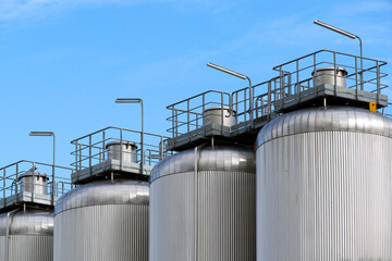 large steel tanks for conservation or production of drinks or chemicals products - 770022510