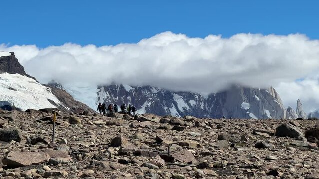 Loma del Pliegue Tumbado hike in Patagonia, El Chalten area 
