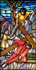  MILAN, ITALY - MARCH 48 2024: The Jesus fall under the cross on the stained glass in the church Chiesa di San Gregorio Barbarigo from 20. cent.  © Renáta Sedmáková