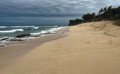Walking Balangan Beach - Bali, Indonesia