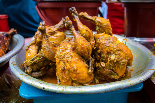 Chak Iftar Bazar, nestled in Dhaka's old town, buzzes with energy during Ramadan.