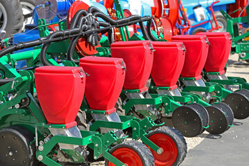Mechanical Seed Drill Planter Agriculture Machinery Seeder Attachment