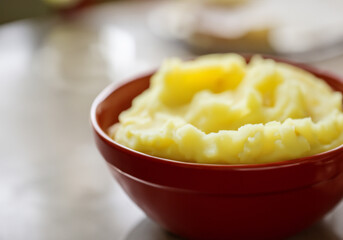 Close up of bowl of mashed potatoes - 770615119