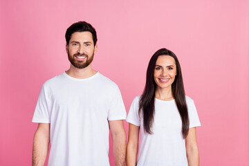 Obraz premium Photo portrait of nice young couple toothy beaming smile wear trendy white outfit isolated on pink color background