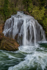 Obraz premium waterfall in the mountains