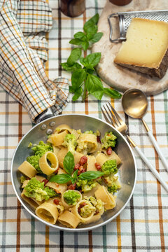 Pasta  with Romanesco Broccoli