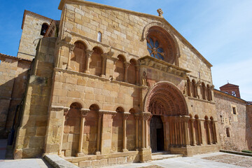 Facade of the Romanesque church of Santo Domingo in Soria - 770918741