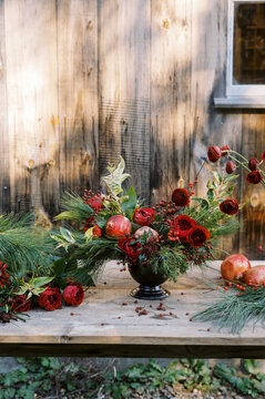 christmas themed floral centerpiece 