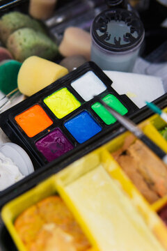 Articles and tools of a make-up artist. 