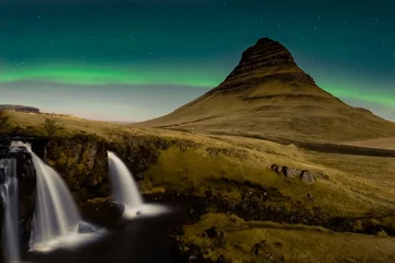 Foto auf Acrylglas Kirkjufell Beautiful scenery of Northern lights ( Aurora Borealis) on night starry sky over Kirkjufell mountain , Kirkjufellfoss waterfall in Iceland