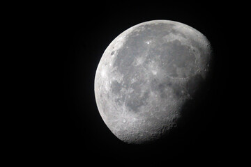The moon is 19 days old and is in the waning gibbous phase of its lunar cycle. It is 83% illuminated