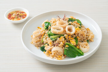 Fried rice with squid or octopus