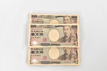 日本円