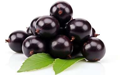 Fototapeta premium An enticing image of plump, freshly picked black grapes with bright green leaves suggesting natural sweetness and gourmet food