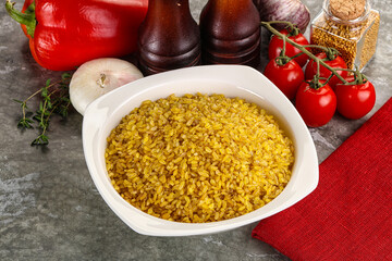 Dry wheat bulgur cereal heap