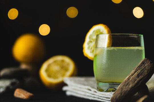 Pr&eacute;sentation de citronnade et citron