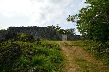 糸数グスク　正門　