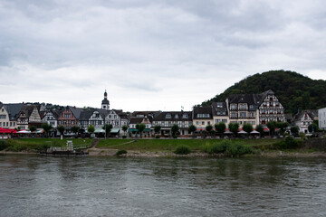 Fototapeta na wymiar Croisière sur le Rhin romantique