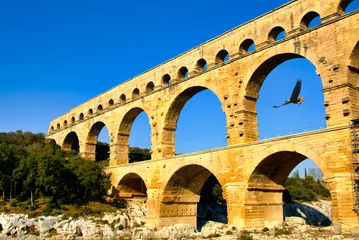 Photo sur Plexiglas Pont du Gard ポン・デュ・ガール・ローマ水道橋の美しい景観