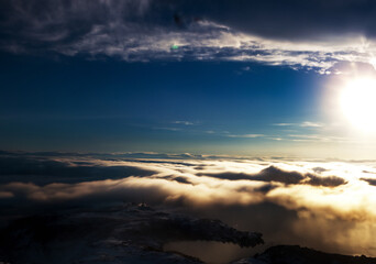 Fototapeta premium Layers of clouds creating a stunning vista.