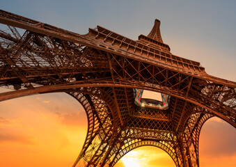 Eiffel tower at sunset - Paris, France