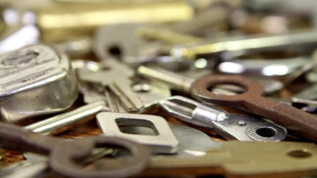 Many of various old keys for the door