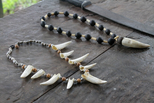 Artefatos da Tribo Ind&iacute;gena Tikuna - Ticuna, Amazonas - Brasil