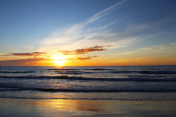 Fototapeta na wymiar natural background beautiful sunrise over the sea,